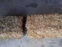 Eating straw, hay in small cubes