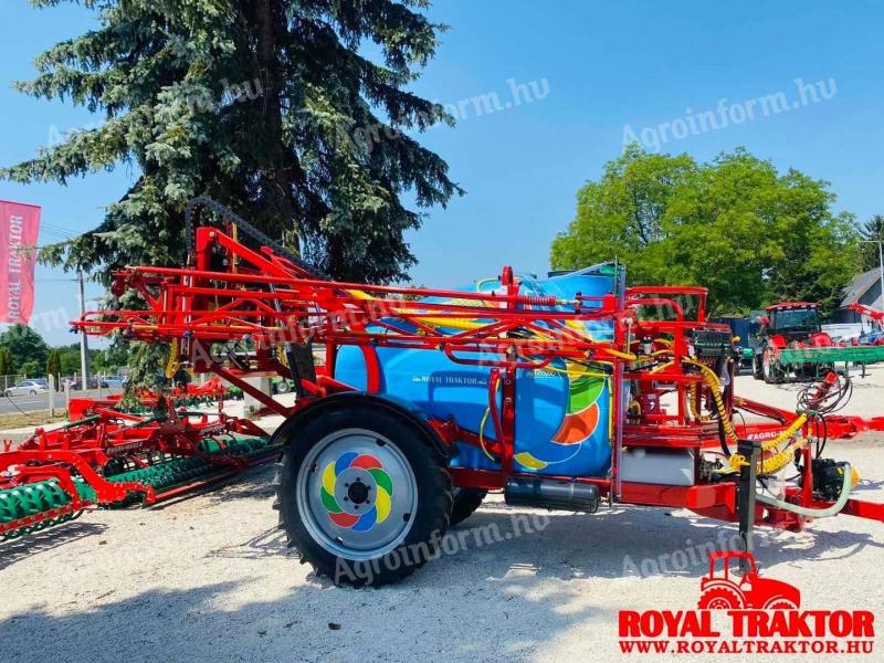 BIARDZKI 3000/21 HYDROPACK relevant field sprayer - Royal Tractor