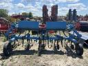 Hoses 6 row spring-loaded row cultivator with fertilizer spreader
