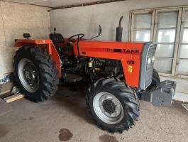 TAFE 45 DI 4WD Traktor