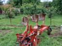 Kverneland reversible plough