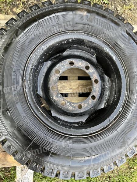 Trailer rubber for sale 9.00R20