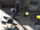2009 John Deere 6330