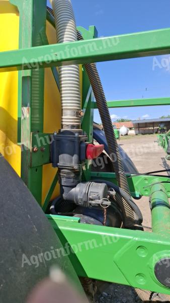 John Deere 740i sprayer for sale