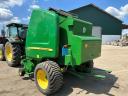 John Deere 854 MaxiCut baler
