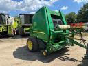 John Deere 854 MaxiCut baler