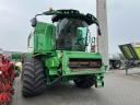 John Deere T670i