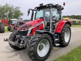 Massey Ferguson MF 5S.115 DYNA-4 traktor
