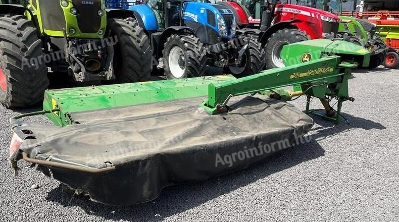 John Deere 331 ground following mower 2 490 euro net