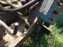 Hydraulically adjustable width spring-loaded cultivator, gruber