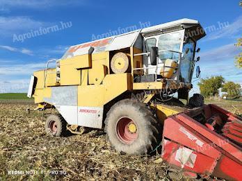 Claas 106 combine for sale without adapters