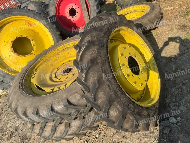 TIRE Sets for JOHN DEERE, CLAAS, FENDT etc. 320/90R46 and 270/95R32