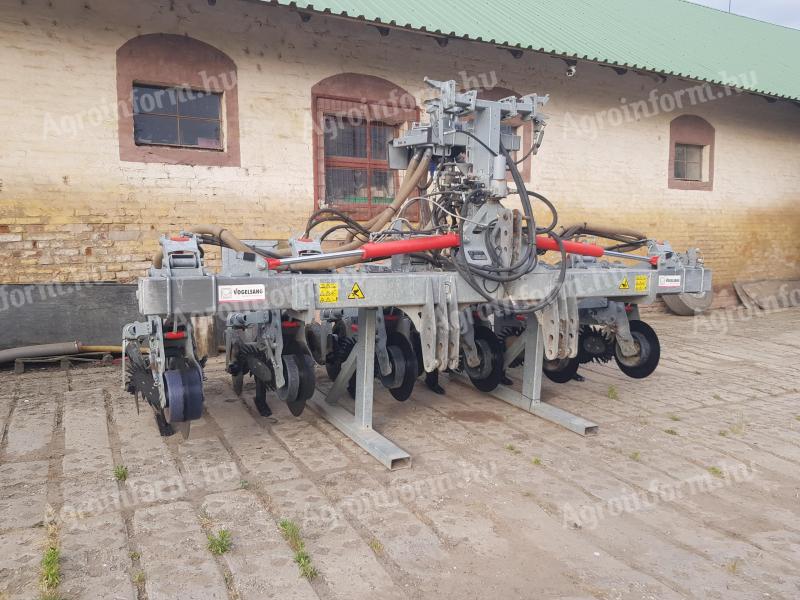 Vogelsang Strip Till Strip tiller