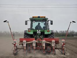 Agrion 6 soros szemenkénti vetőgép, kukorica vetőgép