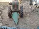 Malotraktor Vintage Rapid super se sekačkou a přívěsem, v provozuschopném stavu, benzínový