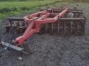 For sale John Deere 5720 tractor fresh technical with new disc