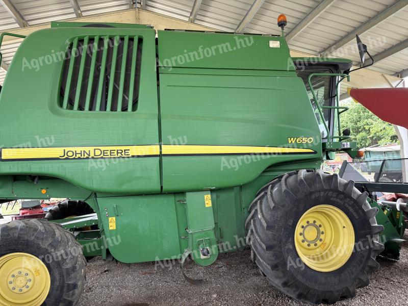 JD W 650 with 3 adapters