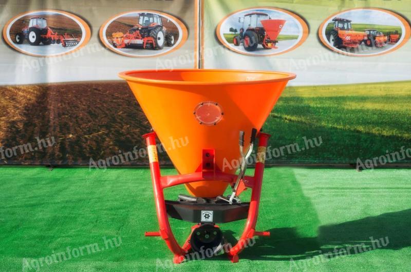 Dexwal L field fertiliser spreaders