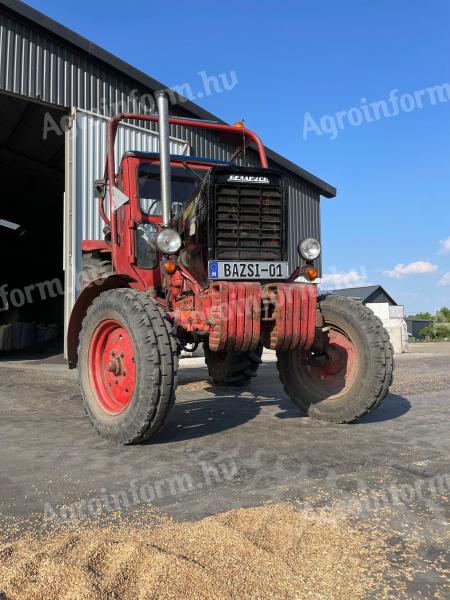 MTZ 50 with valid shifts
