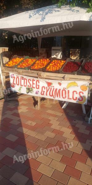 Apricots for sale