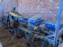 Maize seed drill