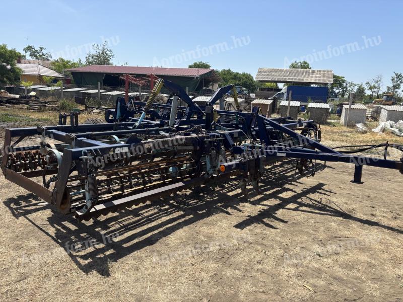 Farmet compactor