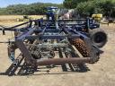 Farmet compactor