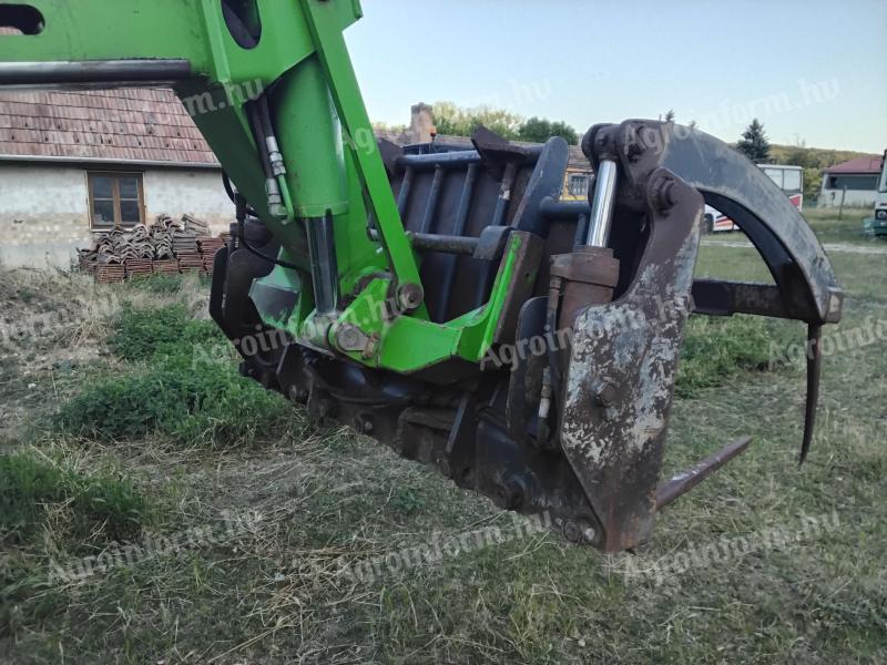 Sklízecí hrábě Merlo s vidlemi na hnojiva