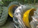John Deere 4650, Powershift 15/4 gearbox, 6-cylinder engine with twin clutch