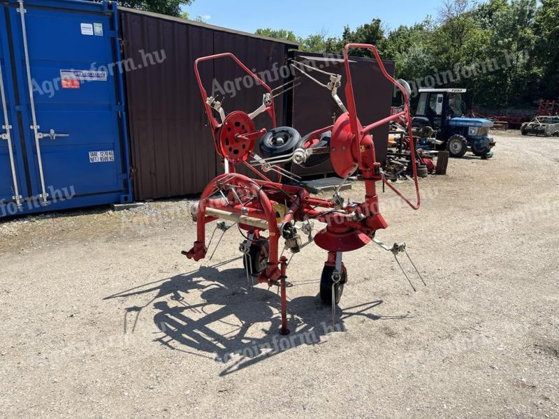Pöttinger HIT 400 Hydraulic tidy handler