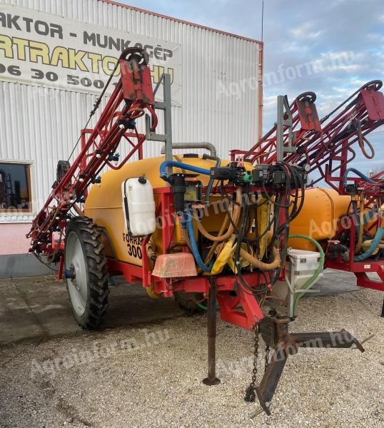 Source 3000/20 field sprayer