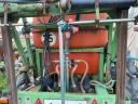 Spraying machine