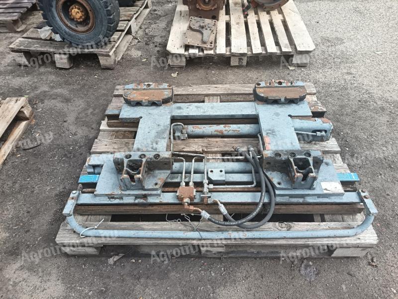 Forklift fork positioning adapter