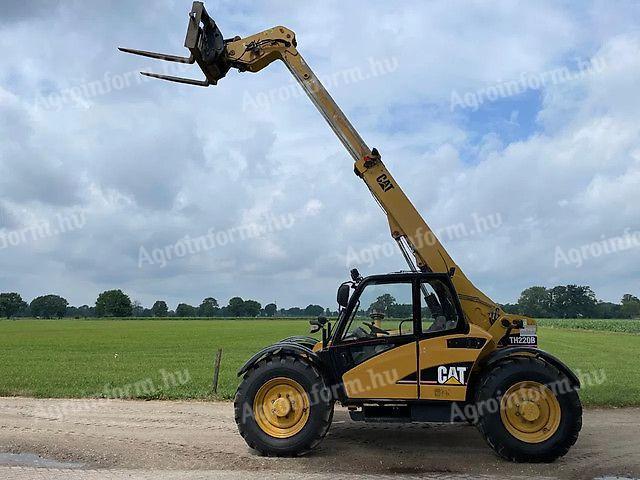 Caterpillar TH220B telescopic handler