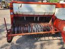 Szolnok field machine M1345 small cubes baler