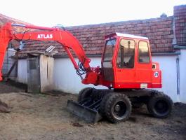 Atlas 1004 gumikerekes forgókotró