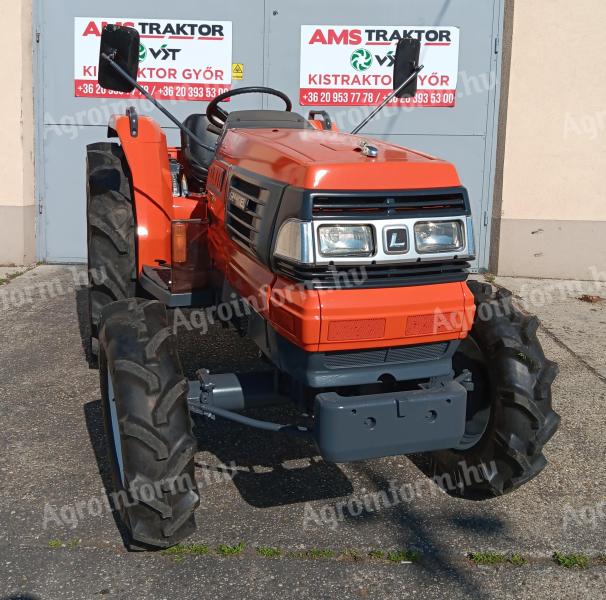 Kubota GL337 powershift, hi-speed, all-wheel drive, directional, power steering, 33 HP tractor