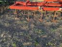Vine / field cultivator