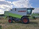 Claas 420 Lexion combine harvester