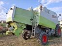 Claas 420 Lexion combine harvester