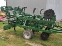 Field cultivator, gruber