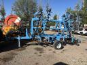 Omikron 4,2 m trailed excavator