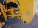JCB Caterpillar 4CX excavator