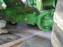 John Deere S670i all-wheel drive combine
