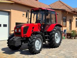 Belarus MTZ 952.4 traktor
