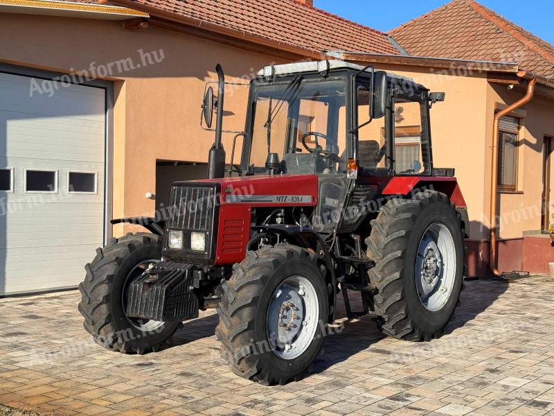 Běloruský traktor MTZ 820.4
