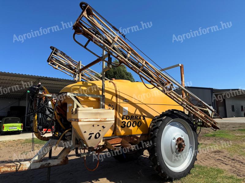 Source 3000/18 field sprayer