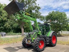 Fendt 516 VARIO S4 POWER traktor rakodóval