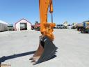 Case WX145 rubber wheel excavator
