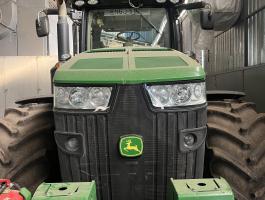 John Deere 8370R